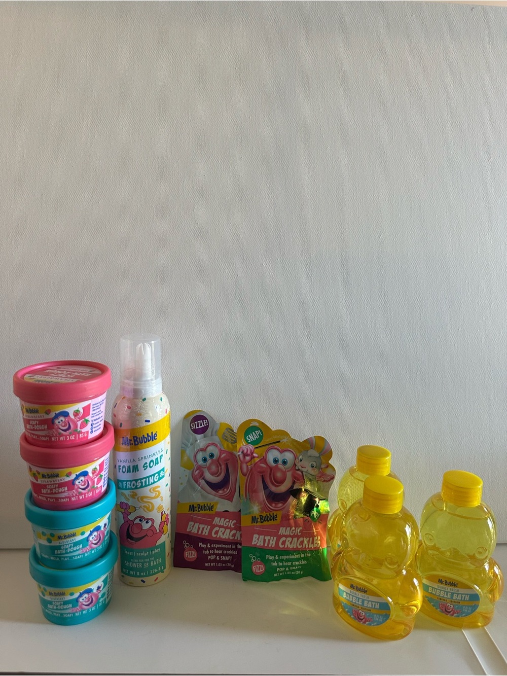 Kids Yellow Bubble Bath & Pink Bath Dough Set